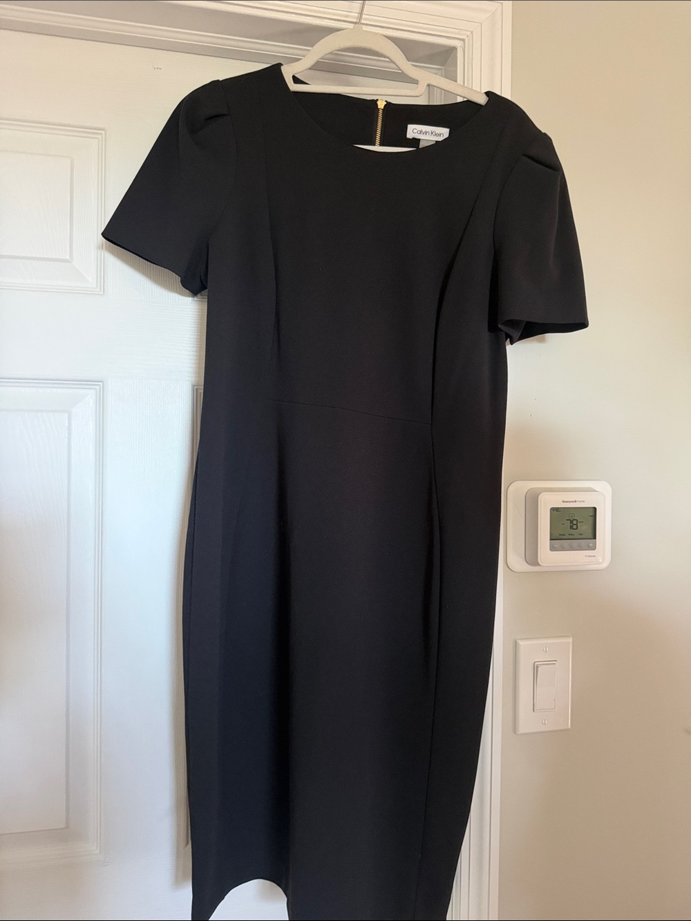 Calvin Klein Black Short-Sleeve Midi Sheath Dress